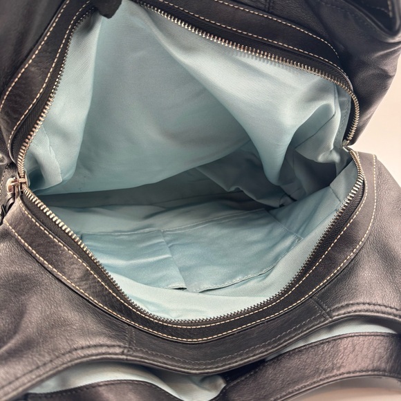 Coach Black Lynn Hobo Leather Shoulder Bag | Very Good Condition - Picture 14 of 15